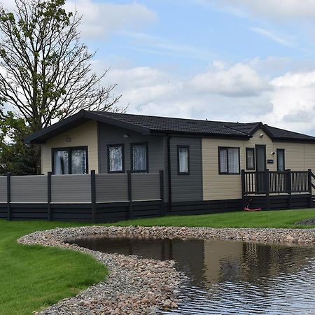 Hotel Green Meadows Country Park Harker Exterior foto