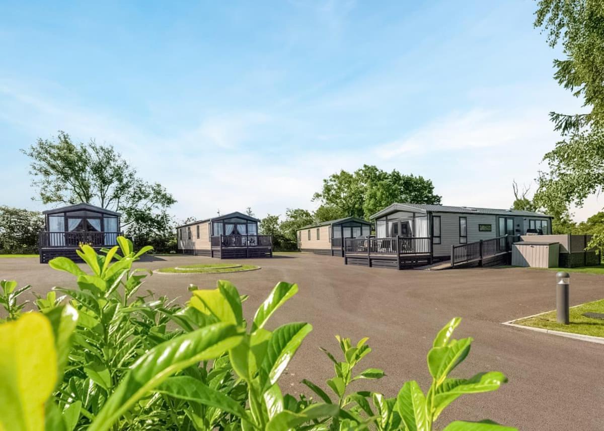 Hotel Green Meadows Country Park Harker Exterior foto